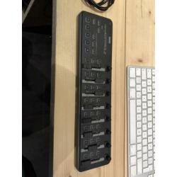 Korg NanoKontrol 2