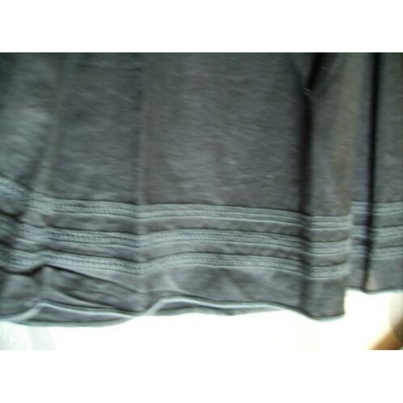 Esprit rok , maat 40 , zwart