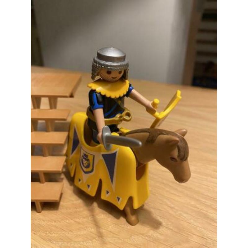Playmobil troon