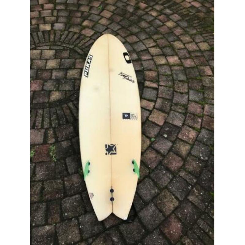Surfboard Fishtail 6'4