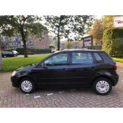 Volkswagen Polo 1.4 16V 59KW 2007 Zwart