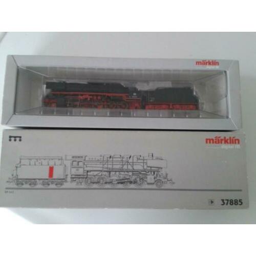 Märklin 37885 stoomloc met getrokken tender BR 045 van de DB