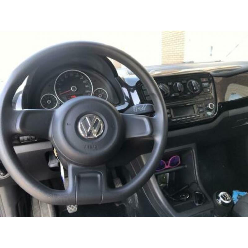 Volkswagen VW UP! 75pk 2012