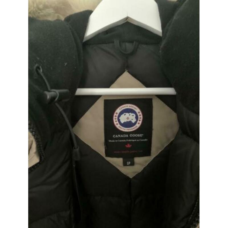 Canada Goose beige/creme winterjas dames maat S