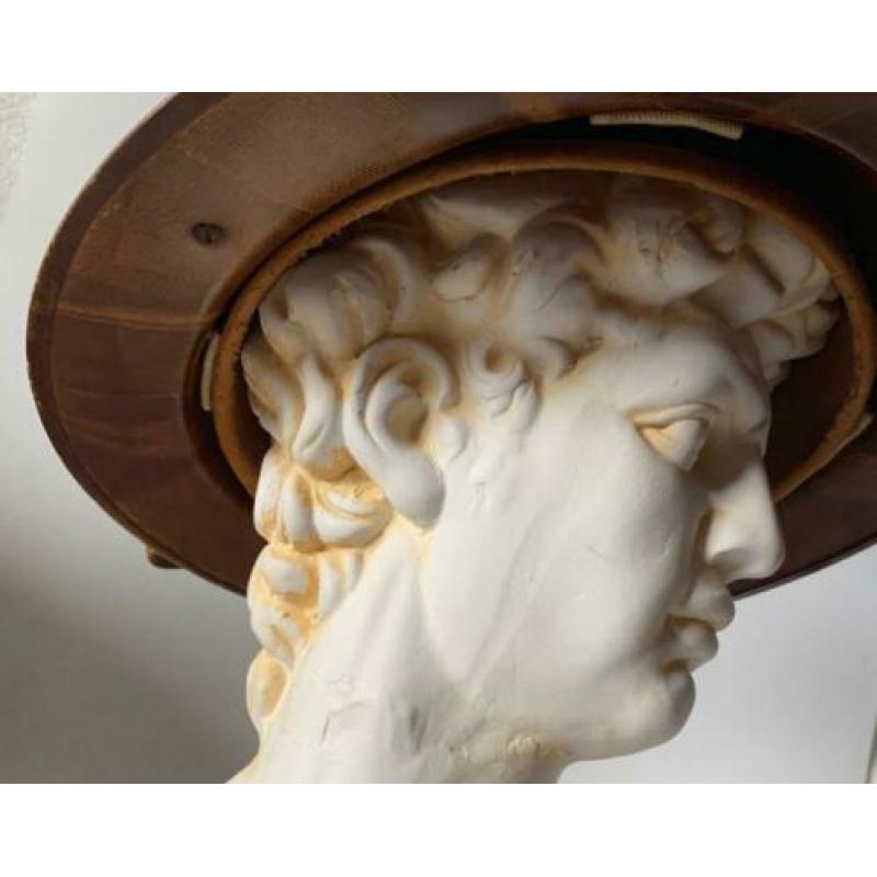 Tropenhelm. Omtrek 58 cm.
