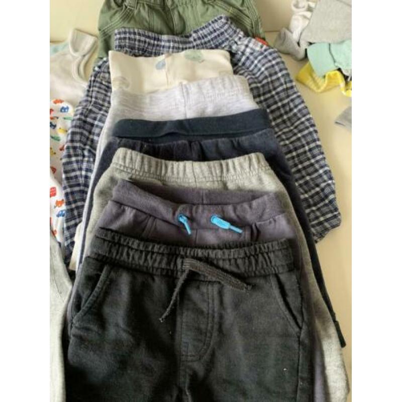 Baby kleding maat 68