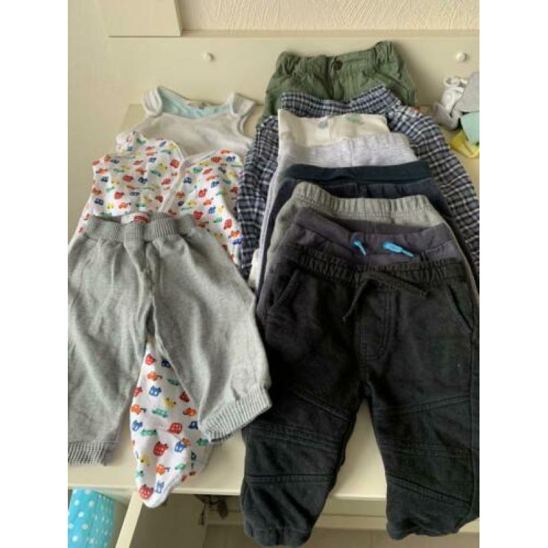 Baby kleding maat 68