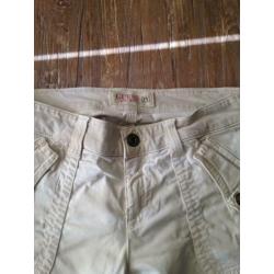 Korte jeans Guess+T-shirt Fashionista maats