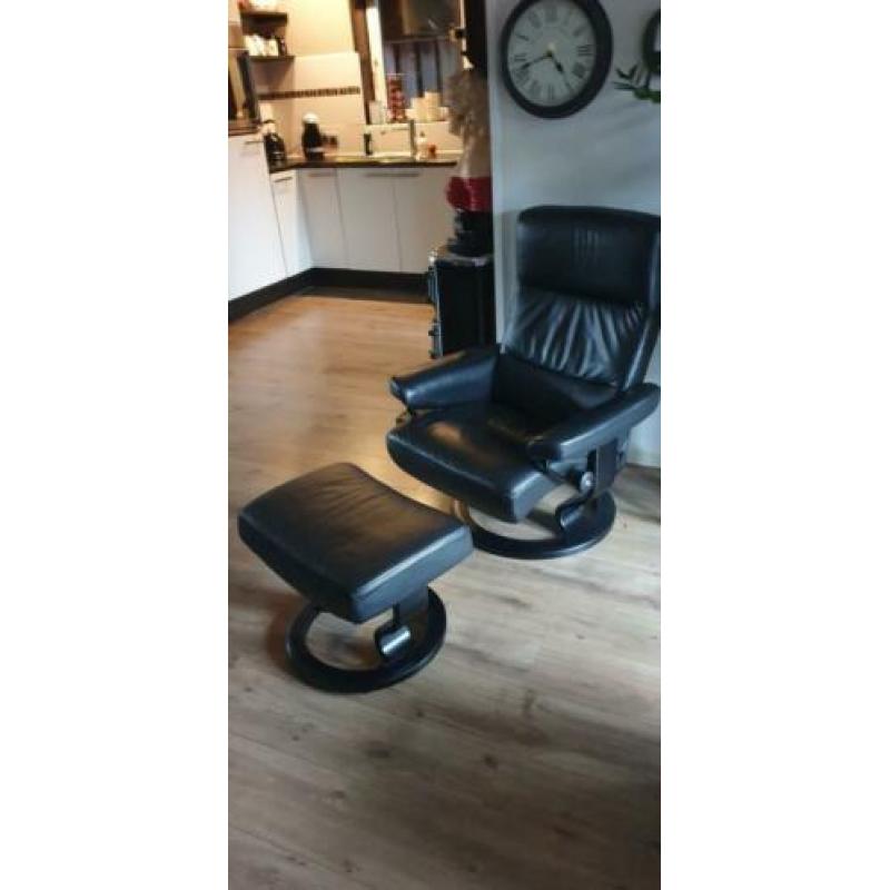 Stress less relaxstoel met kruk