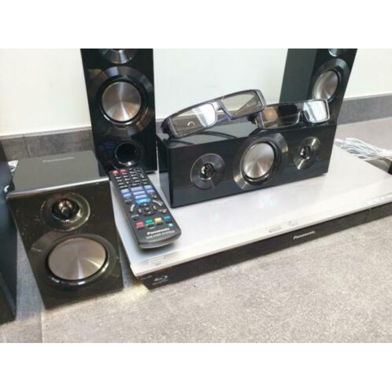 Panasonic Home Cinema Set 5.1 SC-BTT500 1000 WATT Blu Ray 3D