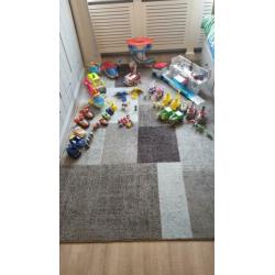 Grote verzameling Paw patrol figuren en voertuigen