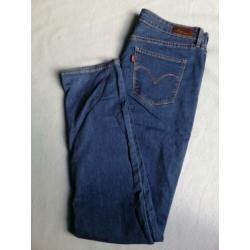 Levi's W31XL34 Demi curve classic slim leg