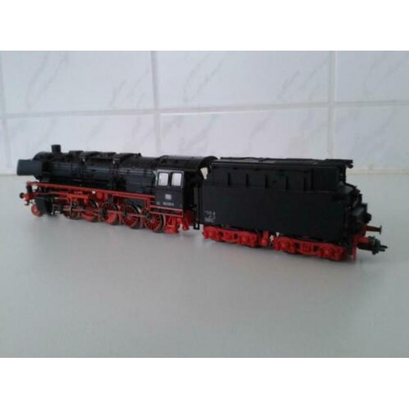 Märklin 37885 stoomloc met getrokken tender BR 045 van de DB