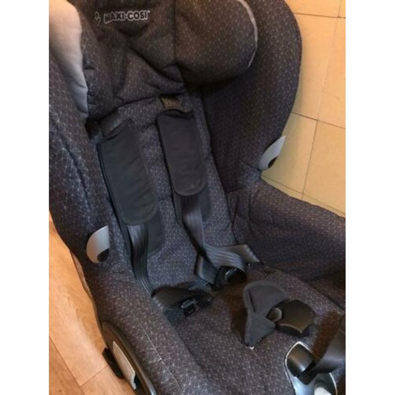 Maxi-Cosi Axiss draaibare autostoel