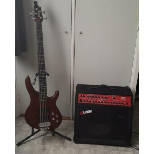 Cort C5 (actieve) basgitaar en Leem 100 watt basversterker