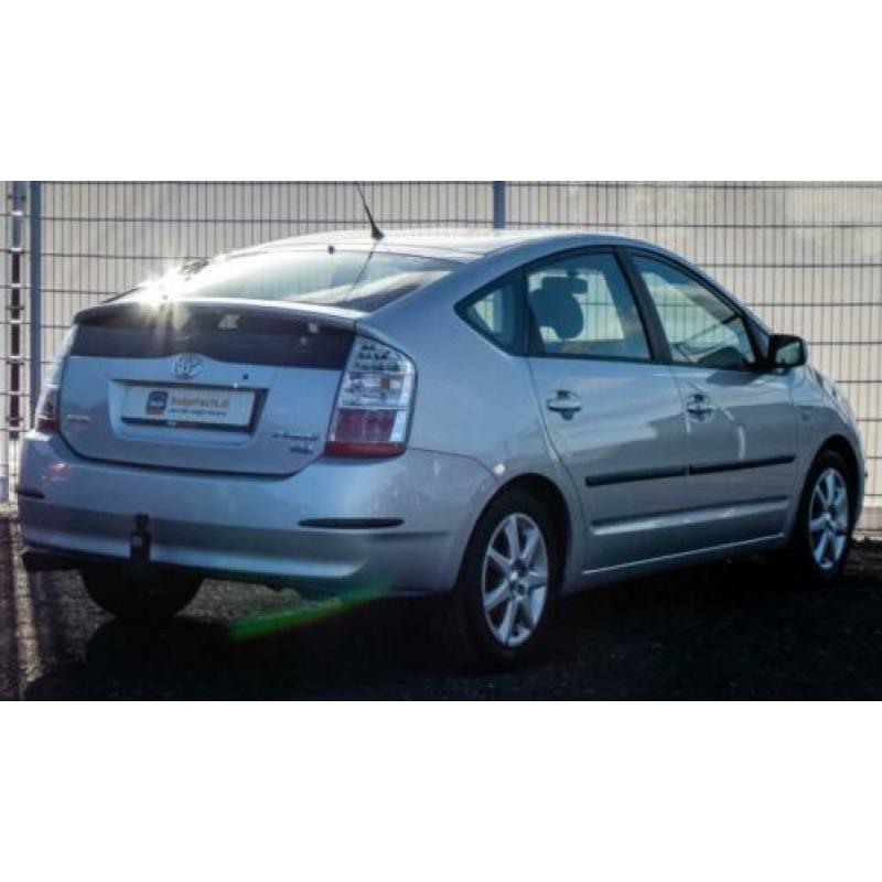 Toyota Prius 1.5 VVT-i - Toyota dealer onderhouden