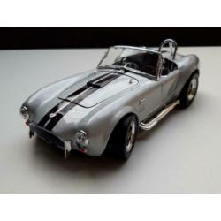 Nieuw in doos! shelby cobra – Road Signature modelauto 1:18
