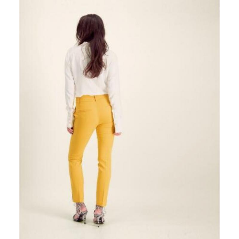 Mooie broek JOHS V maat S