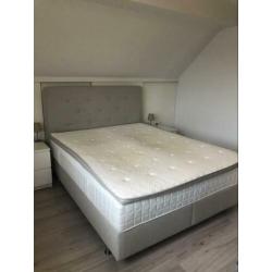 Boxspring IKEA 160x200cm lichtgrijs/beige in nette staat
