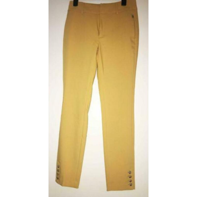 Mooie broek JOHS V maat S