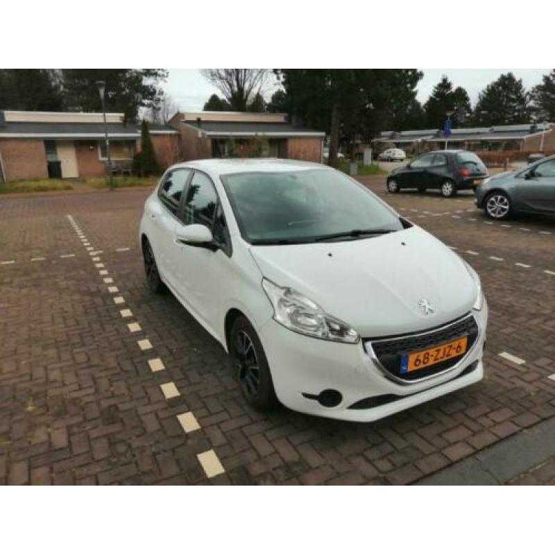 Peugeot 208 1,0 VTI 5-d, dec. 2012, 58.000 km