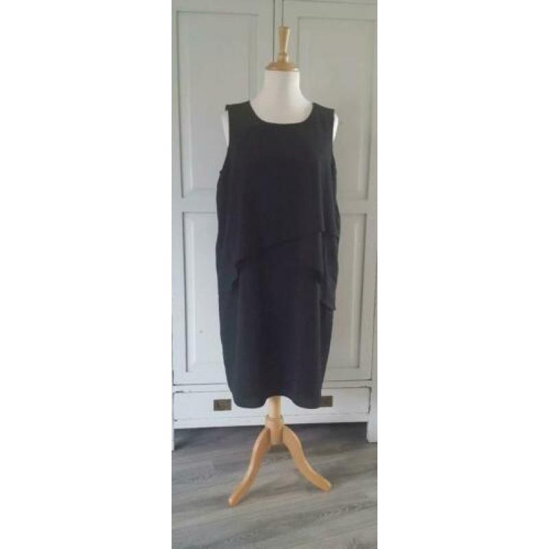 MISS ETAM zwarte jurk met lagen maat 48