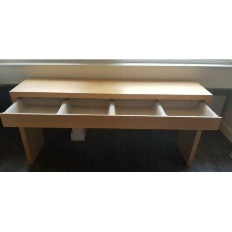 Mooie sidetable