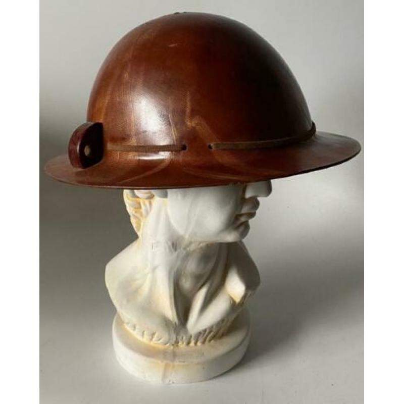 Tropenhelm. Omtrek 58 cm.