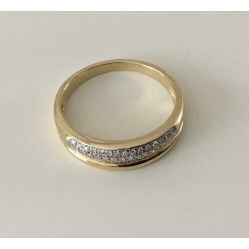 14 karaat gouden dames ring / rij ring 45 x briljant 17,5
