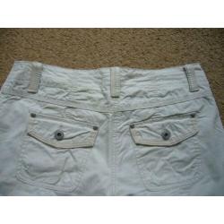 Roxy 3/4 broek maat 38 (nog nieuw)