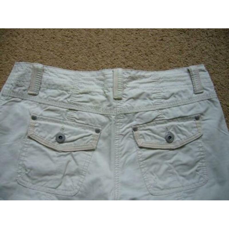 Roxy 3/4 broek maat 38 (nog nieuw)
