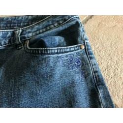 Dames jeans, spijkerbroek maat 44. Taille 45 cm
