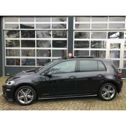 Volkswagen Golf 1.5 TSI Highline Business R
