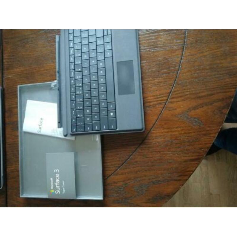 Microsoft surface 3 compleet met typecover en pen