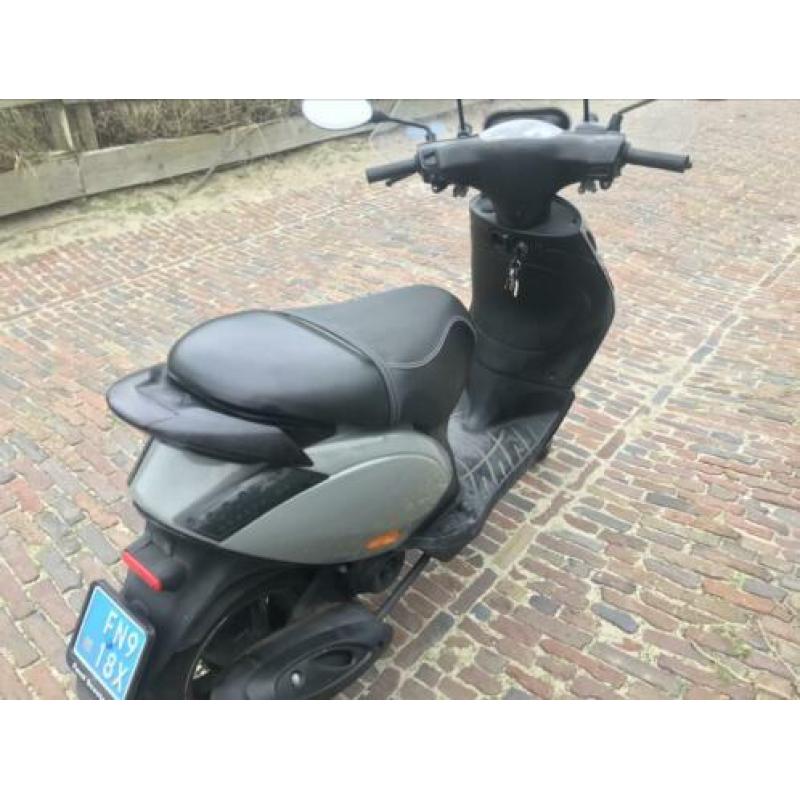 Piaggio zip snor
