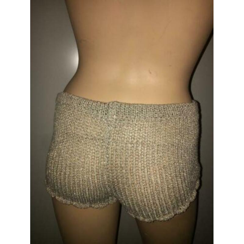 Kontatto korte broek shorts goud goudkleurig gehaakt maat S