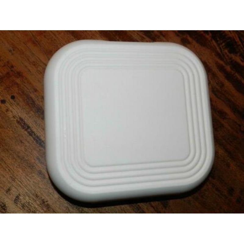 Zo goed als nieuwe Tupperware bewaardoos.