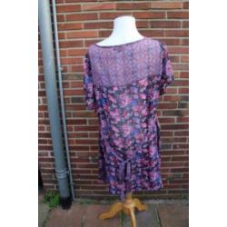 Tuniek XL collectie mt 54-56 grijs/rood OPRUIMING
