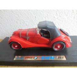 BMW 328 Roadster 1940 RoadLegends 1:18