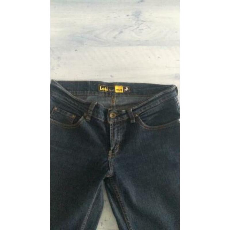 Lois Jeans size 28