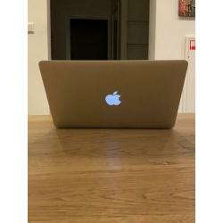 Apple Macbook AIR 2014