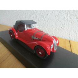 BMW 328 Roadster 1940 RoadLegends 1:18