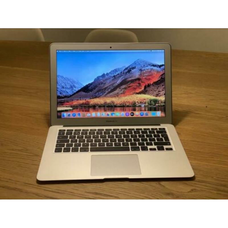 Apple Macbook AIR 2014