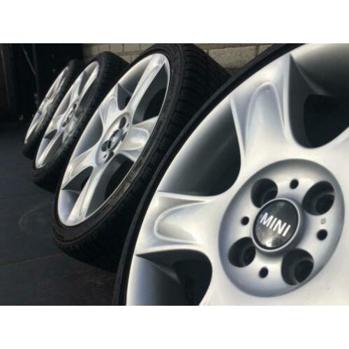 Origineel 17” Mini One Cooper S Star Bullet 4X100 205 40 17