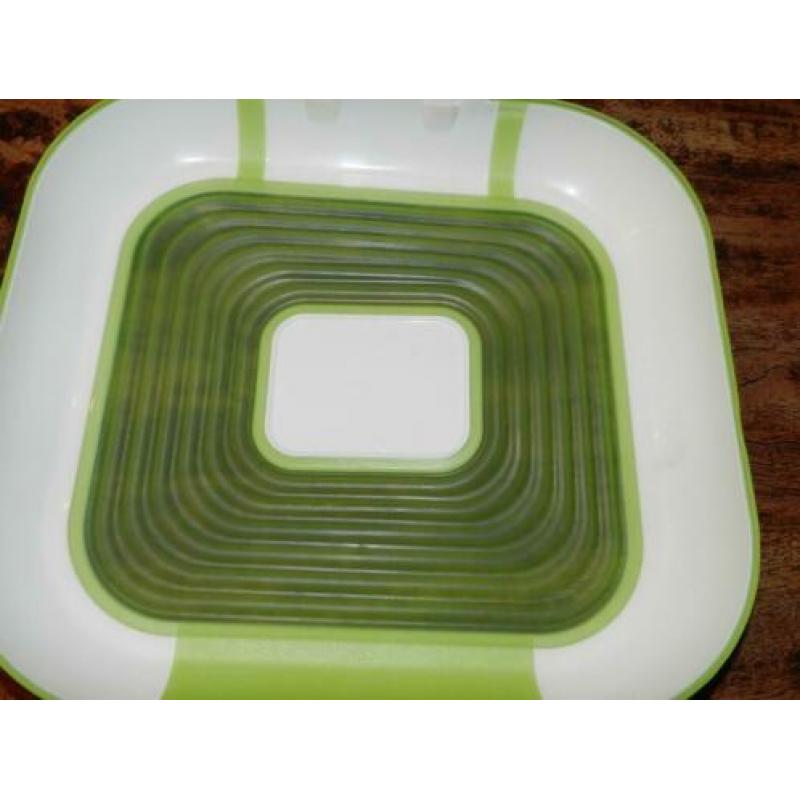 Zo goed als nieuwe Tupperware bewaardoos.