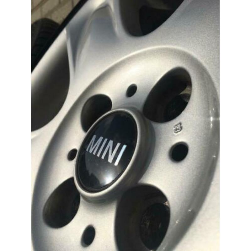Origineel 17” Mini One Cooper S Star Bullet 4X100 205 40 17