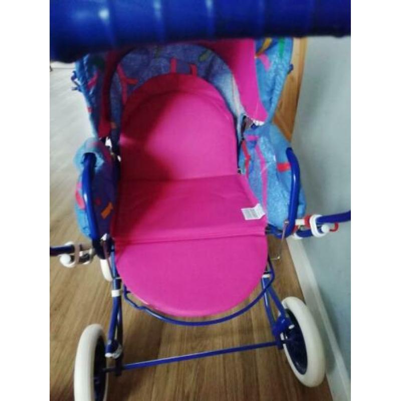 Poppenwagen