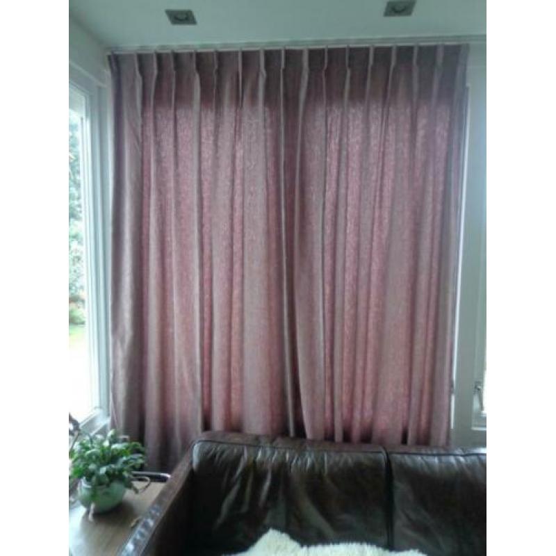 6 stuks gordijnen,grof geweven,kleur oud roze, fijne streep