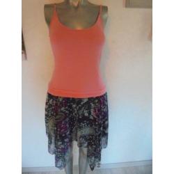 leuke jurk shirt en rok aan 1 stuk maat M