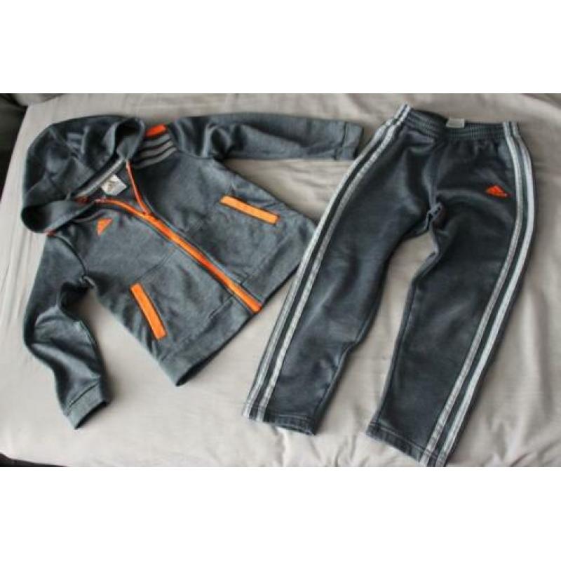 Adidas trainingspakje grijs maat 74